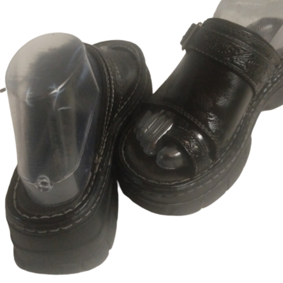 Emergency Exit Platform Slides Vegan Faux Leather Toe Thong Womens Black Sizes 7 - Picture 1 of 15